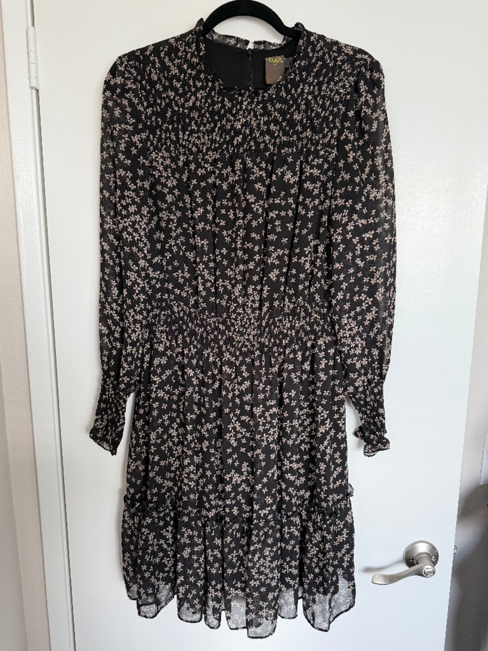 Black floral long sleeve dress - Size 14